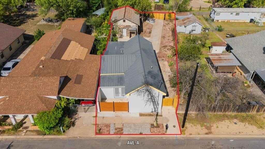 730 Avenue A - Photo 2 of 39