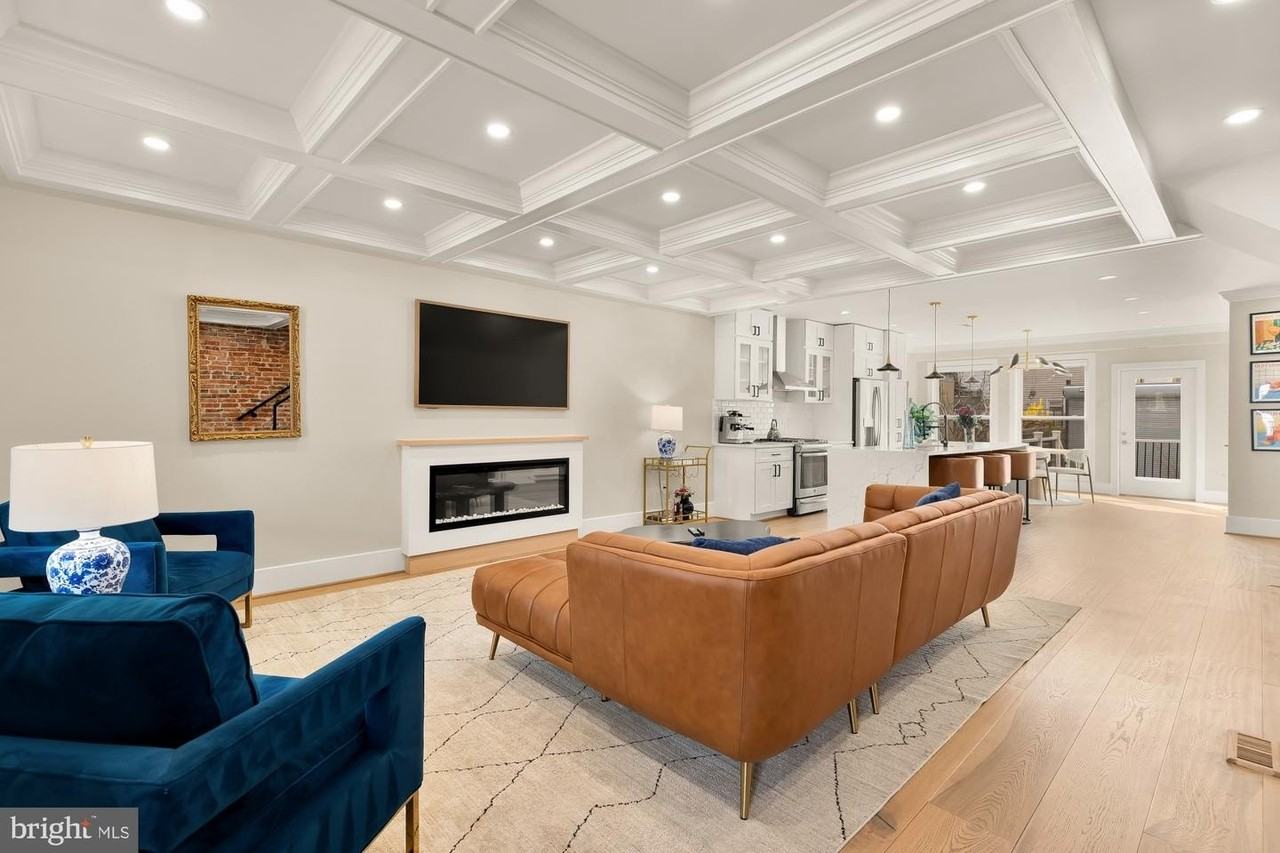 432 Emerson St Nw - Photo 5 of 50