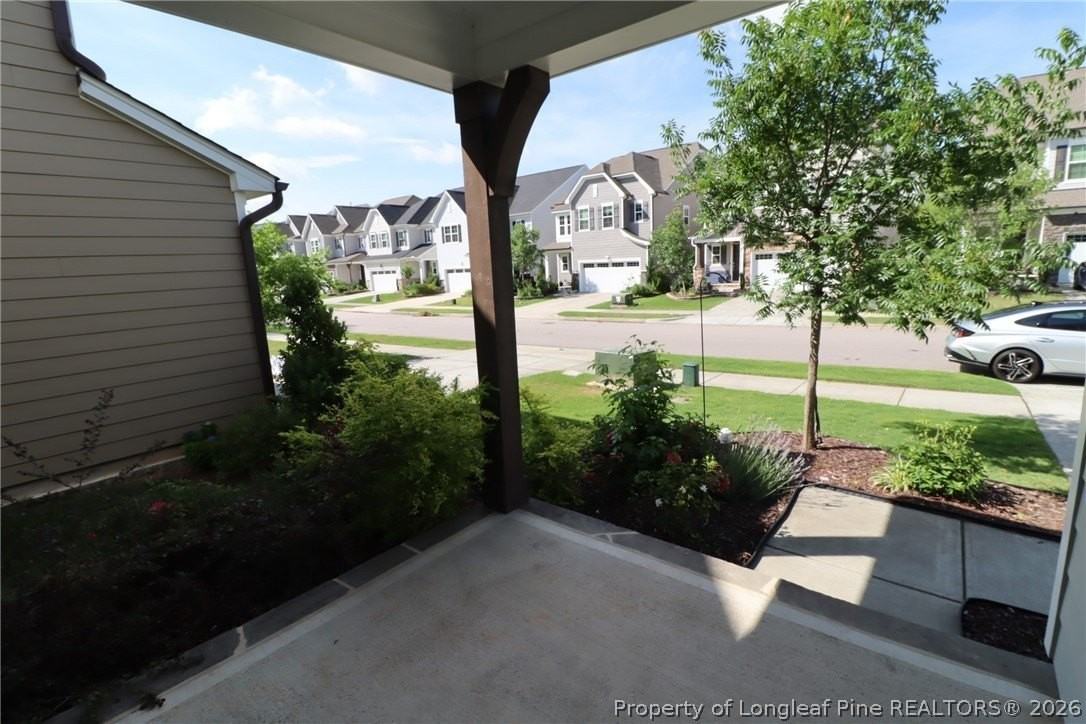 2936 Baronial St - Photo 2 of 45