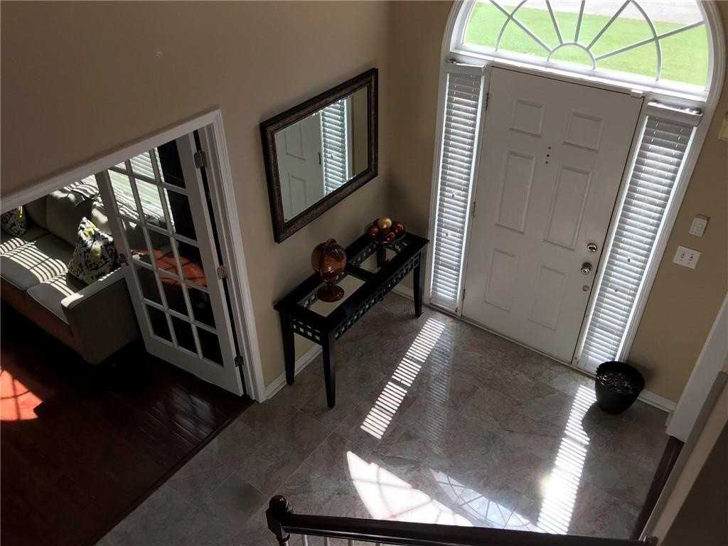 2017 Grove Park Ct - Photo 4 of 37
