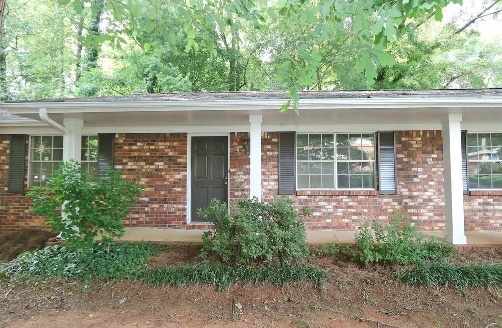 4215 Fawn Ln Se - Photo 2 of 25