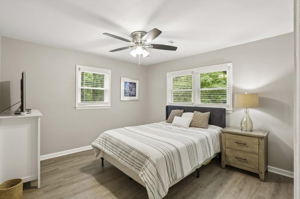 2889 White Oak Dr - Photo 4 of 16