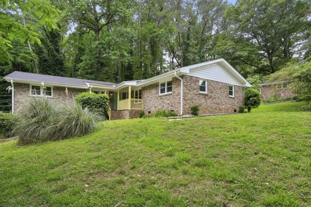 2889 White Oak Dr - Photo 5 of 16