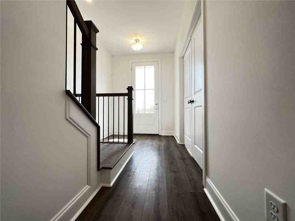 235 Sims Park Pl - Photo 3 of 31