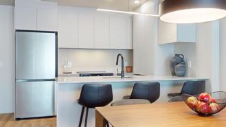 1555 Boul Chomedey - Photo 1 of 1