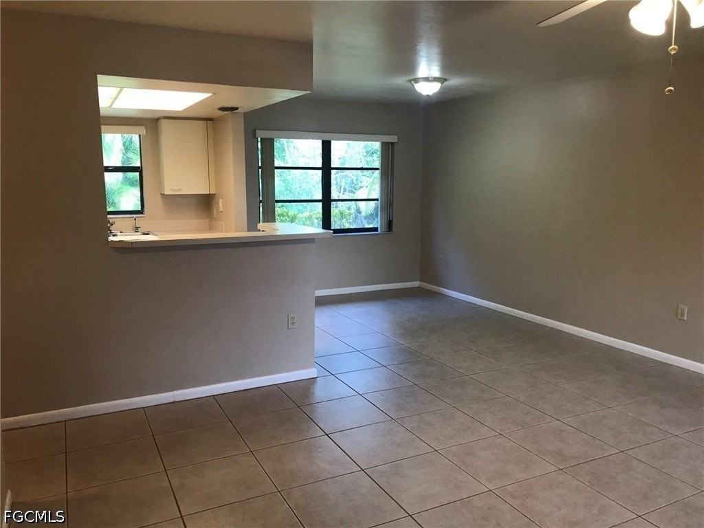 919 Se 8th Ter #7 - Photo 3 of 19