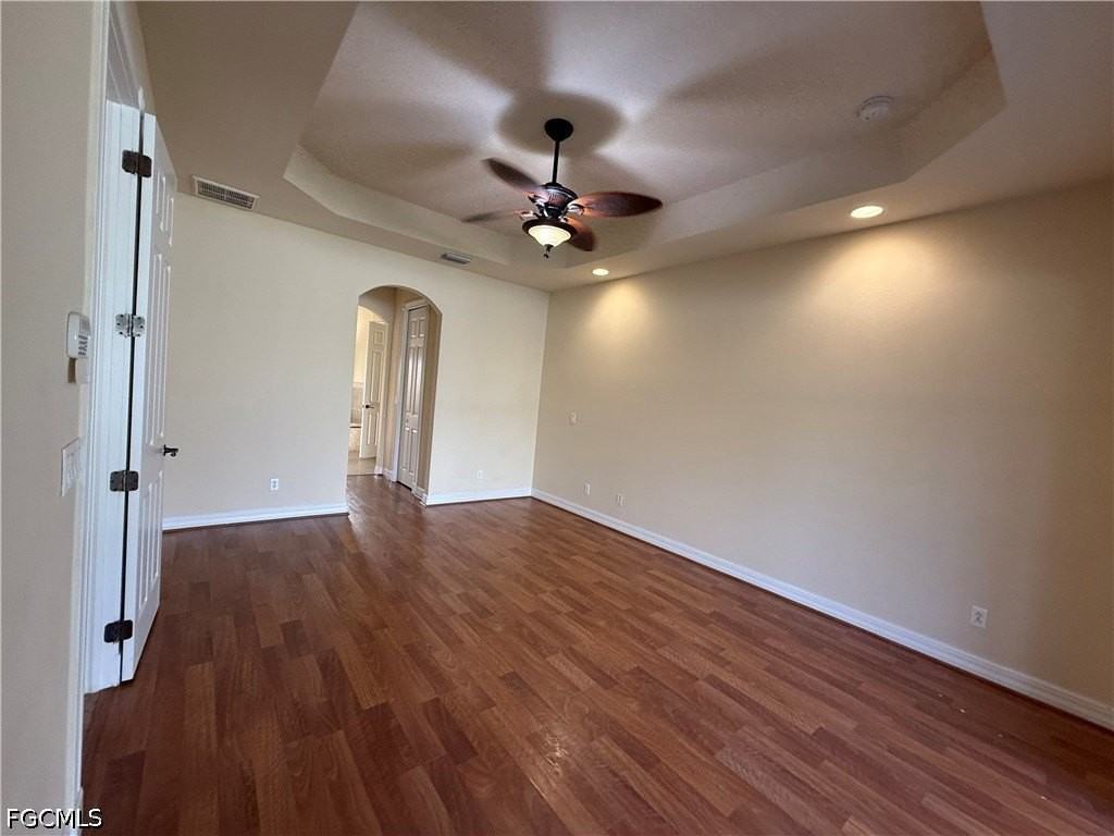 217 Ne 21st Pl - Photo 4 of 43