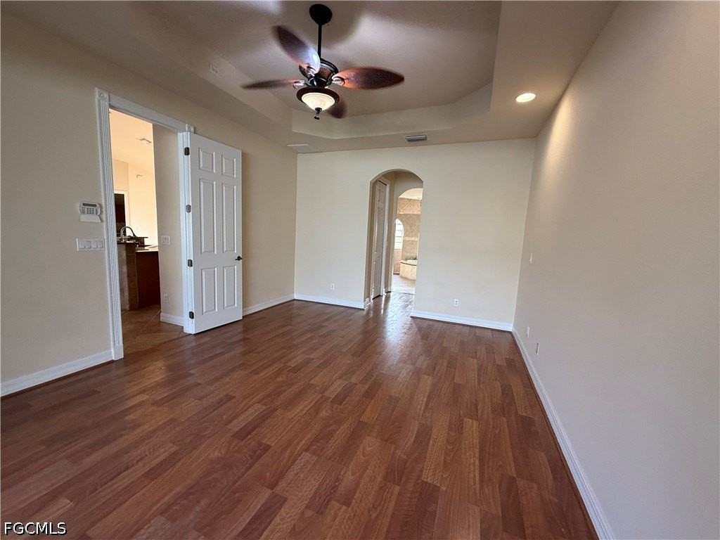 217 Ne 21st Pl - Photo 5 of 43