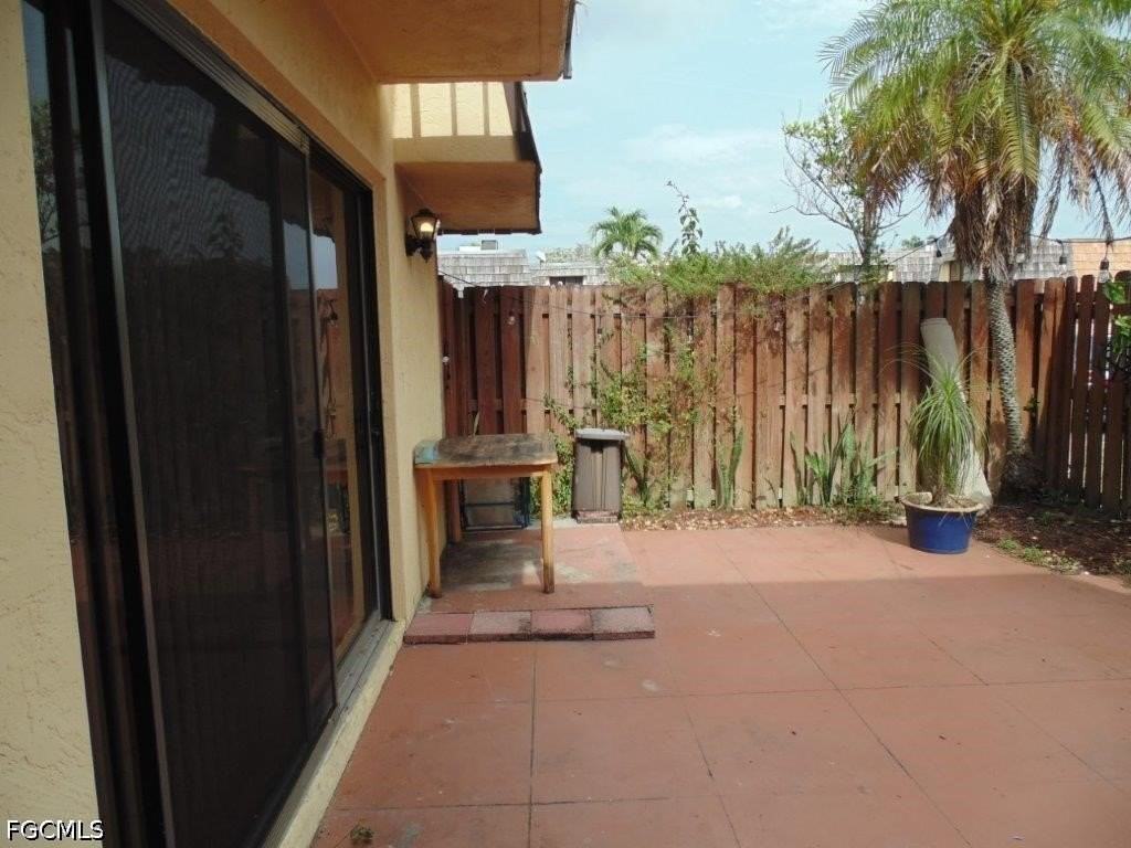 1549 Park Meadows Dr #4 - Photo 2 of 3