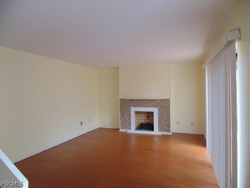 1549 Park Meadows Dr #4 - Photo 3 of 3