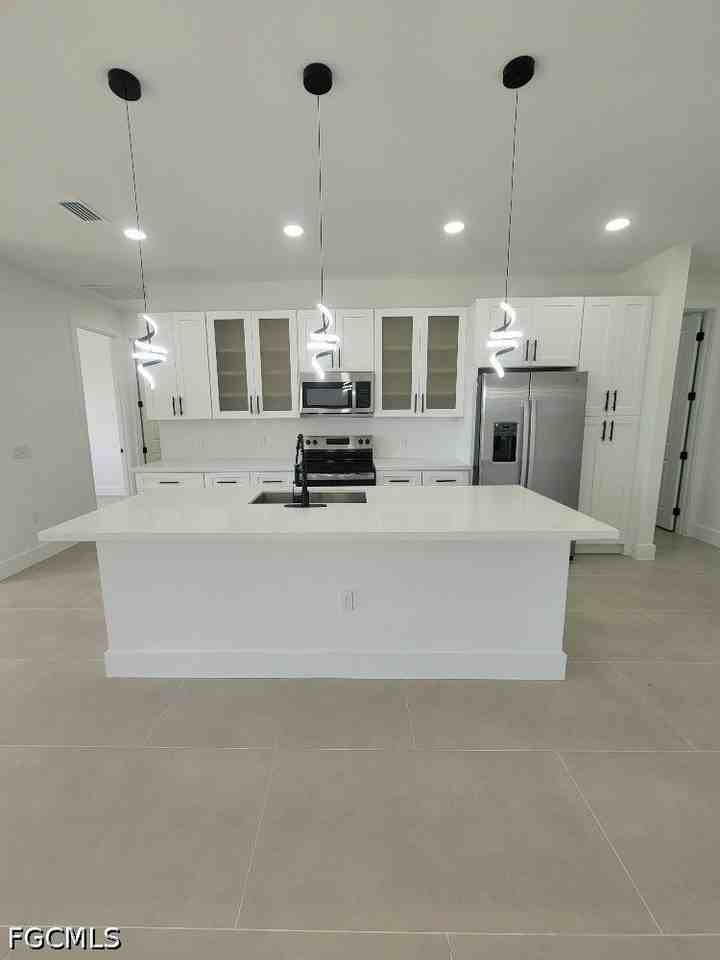 708 Godwid Ave S - Photo 6 of 23