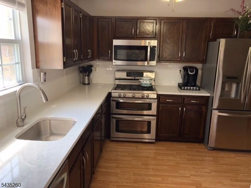 236 Vista Dr - Photo 3 of 19