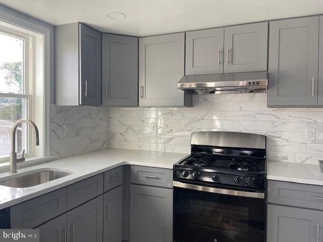4520 Baker St - Photo 3 of 10