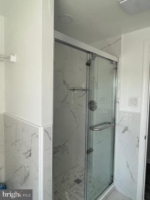 4520 Baker St - Photo 4 of 10