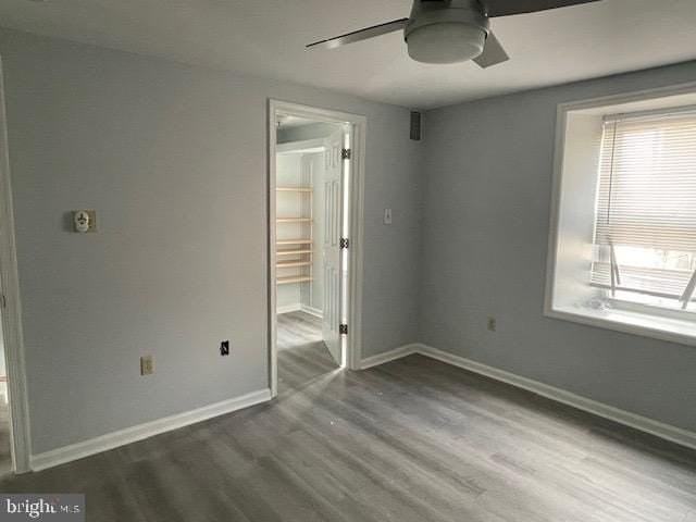 4520 Baker St - Photo 6 of 10