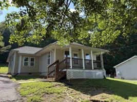 featured image of 1733 Spring Hill Rd