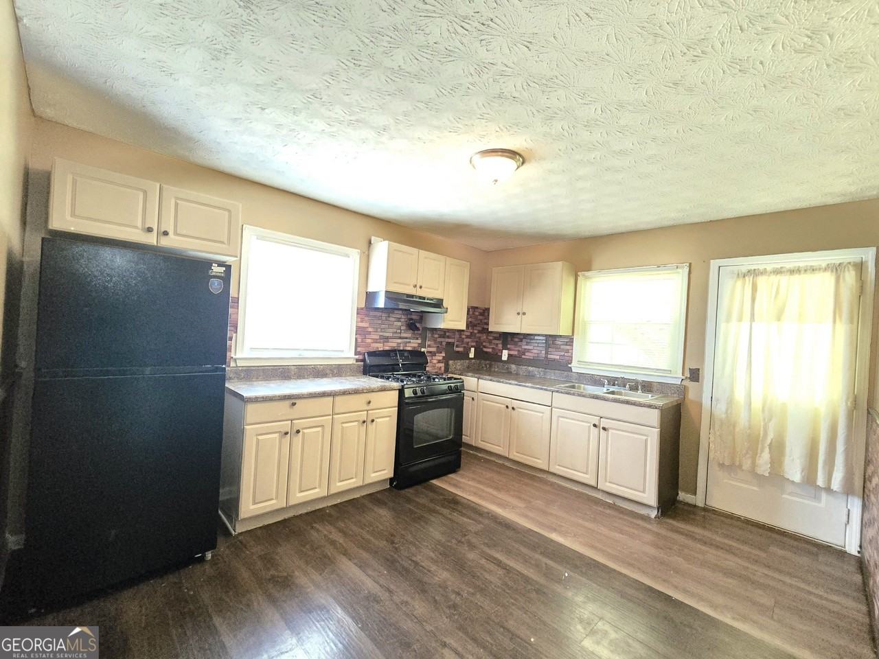 321 Thomas Dorsey Dr - Photo 6 of 17