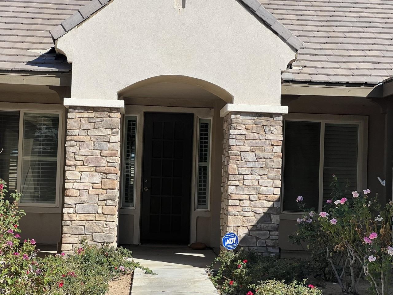 41530 Yew St - Photo 5 of 39