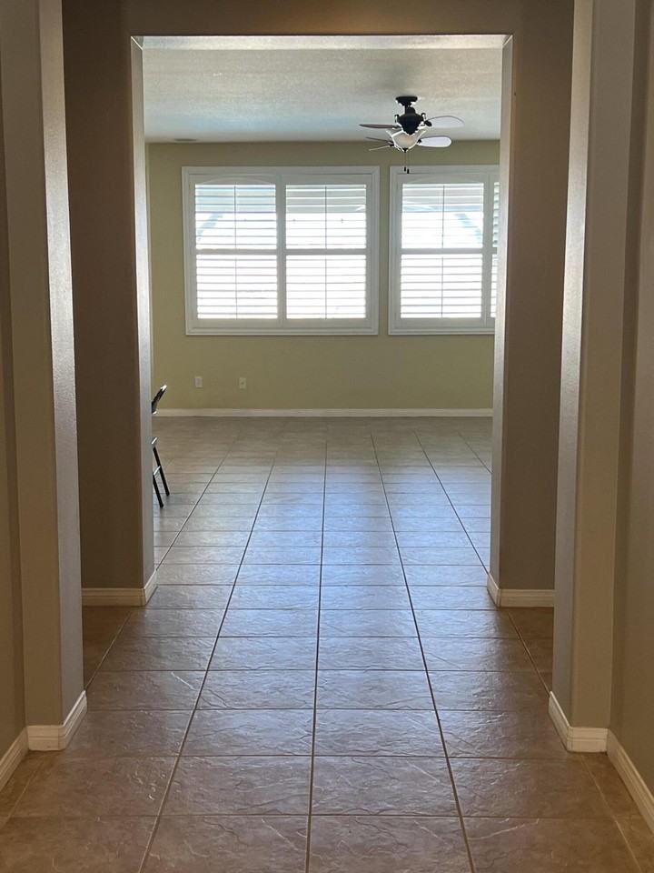 41530 Yew St - Photo 6 of 39