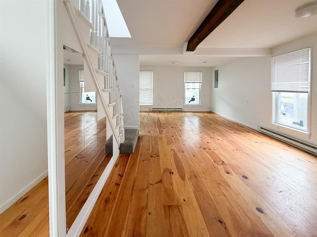 113 Spencer Ave - Photo 7 of 11