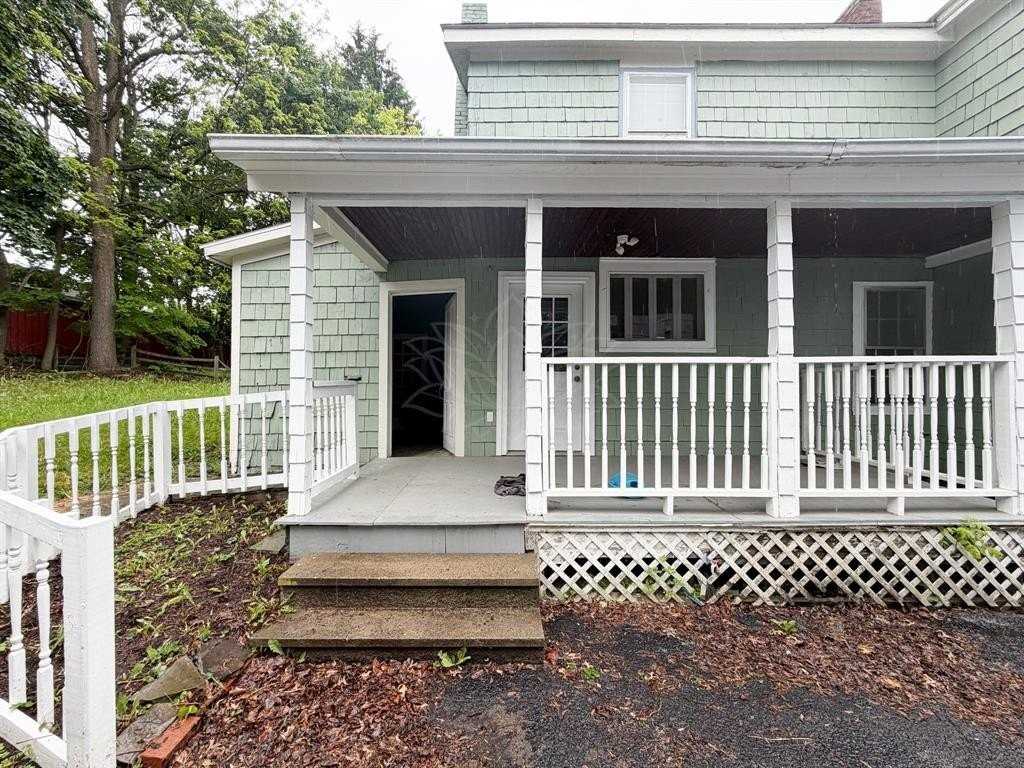 59 Spencer Ave - Photo 2 of 15