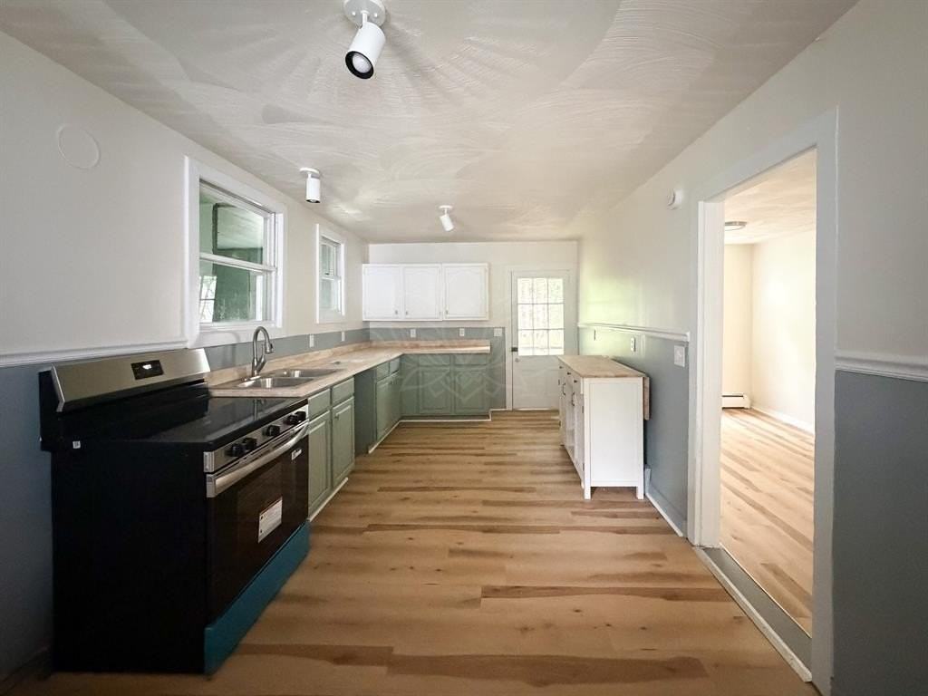 59 Spencer Ave - Photo 5 of 15