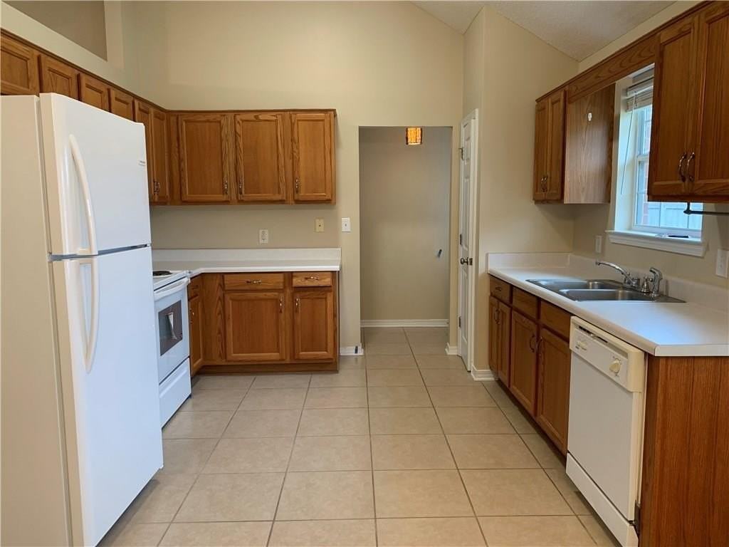 7669 Willard Ct - Photo 7 of 17