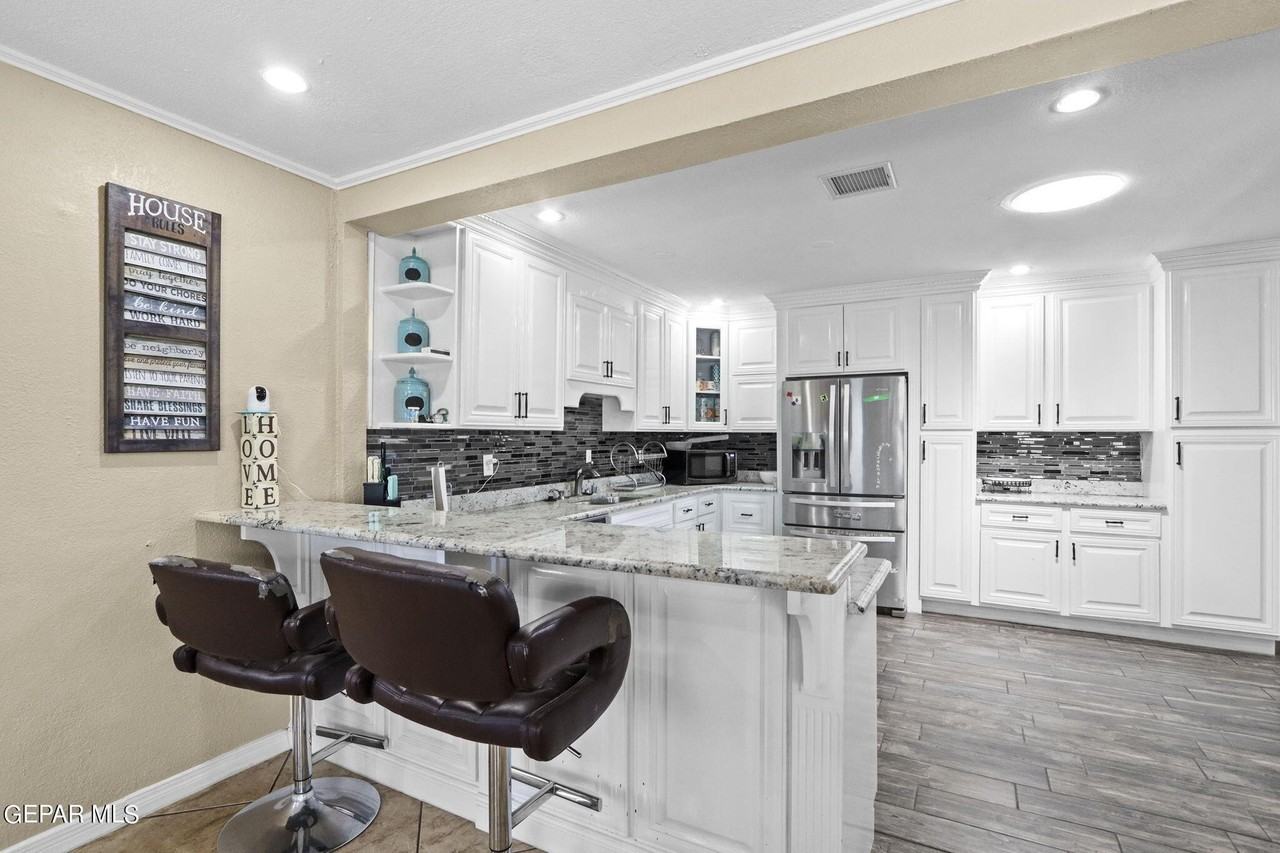 359 Mary Jeanne Ln - Photo 6 of 36