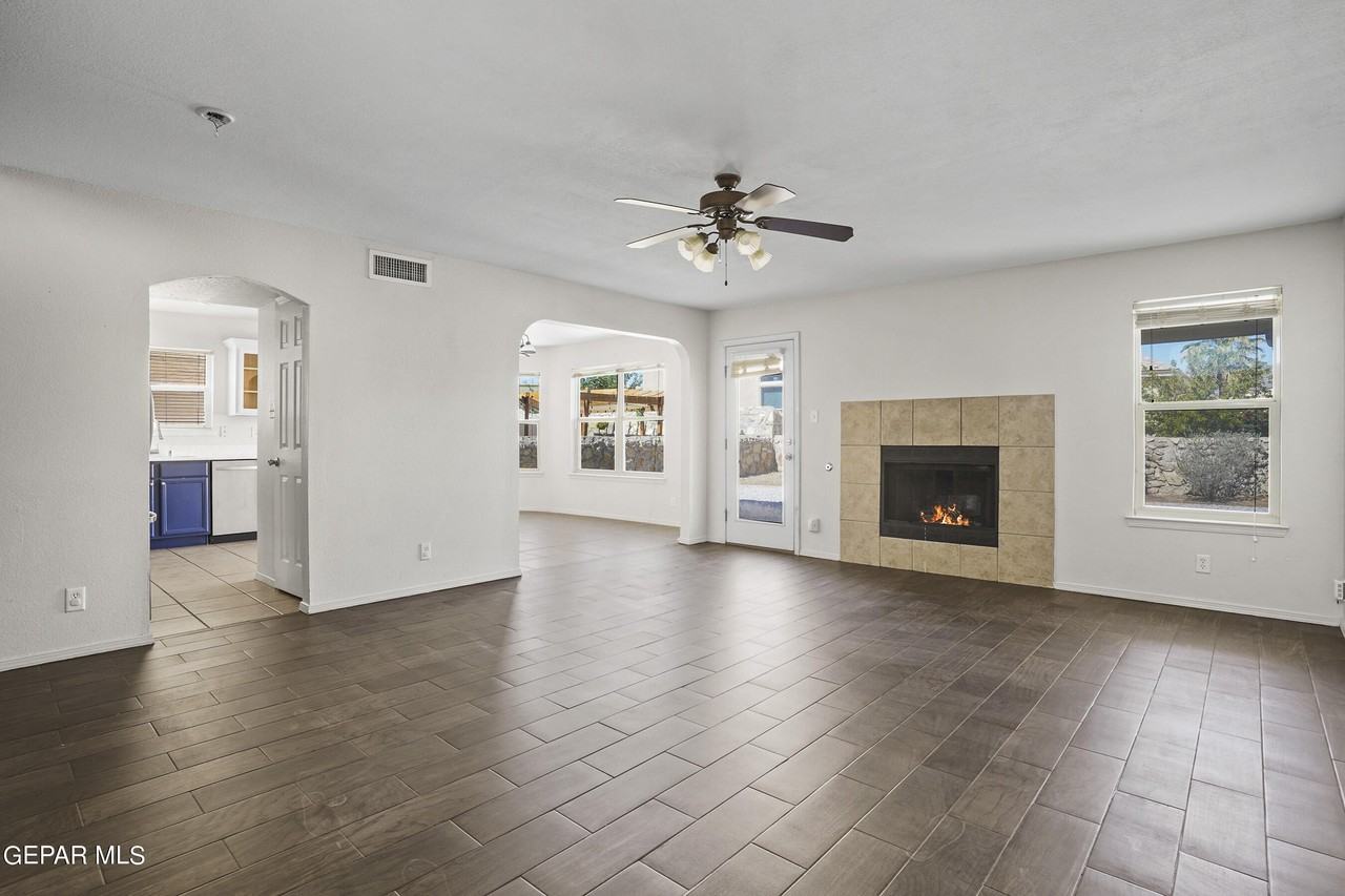 11229 William Mccool St - Photo 6 of 32