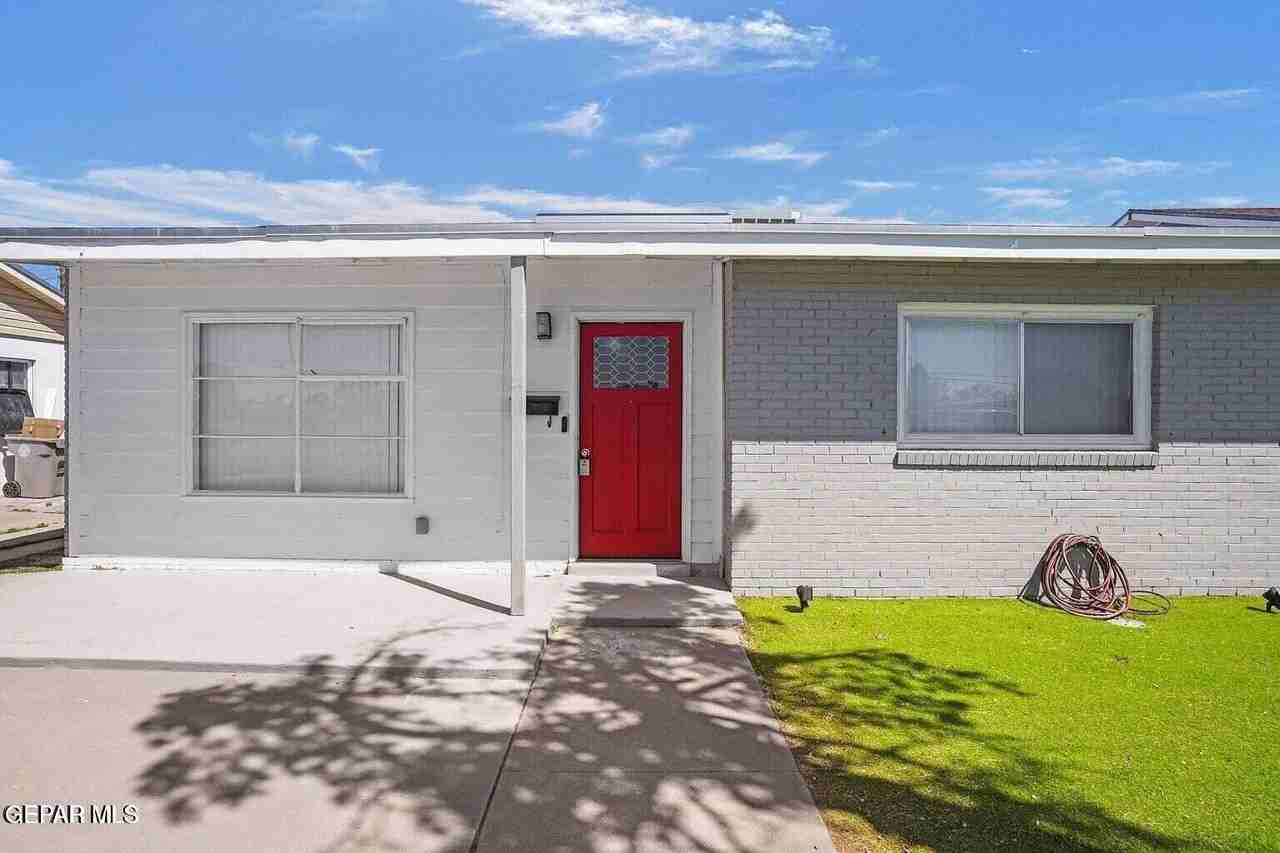 5021 Tetons Dr - Photo 2 of 23