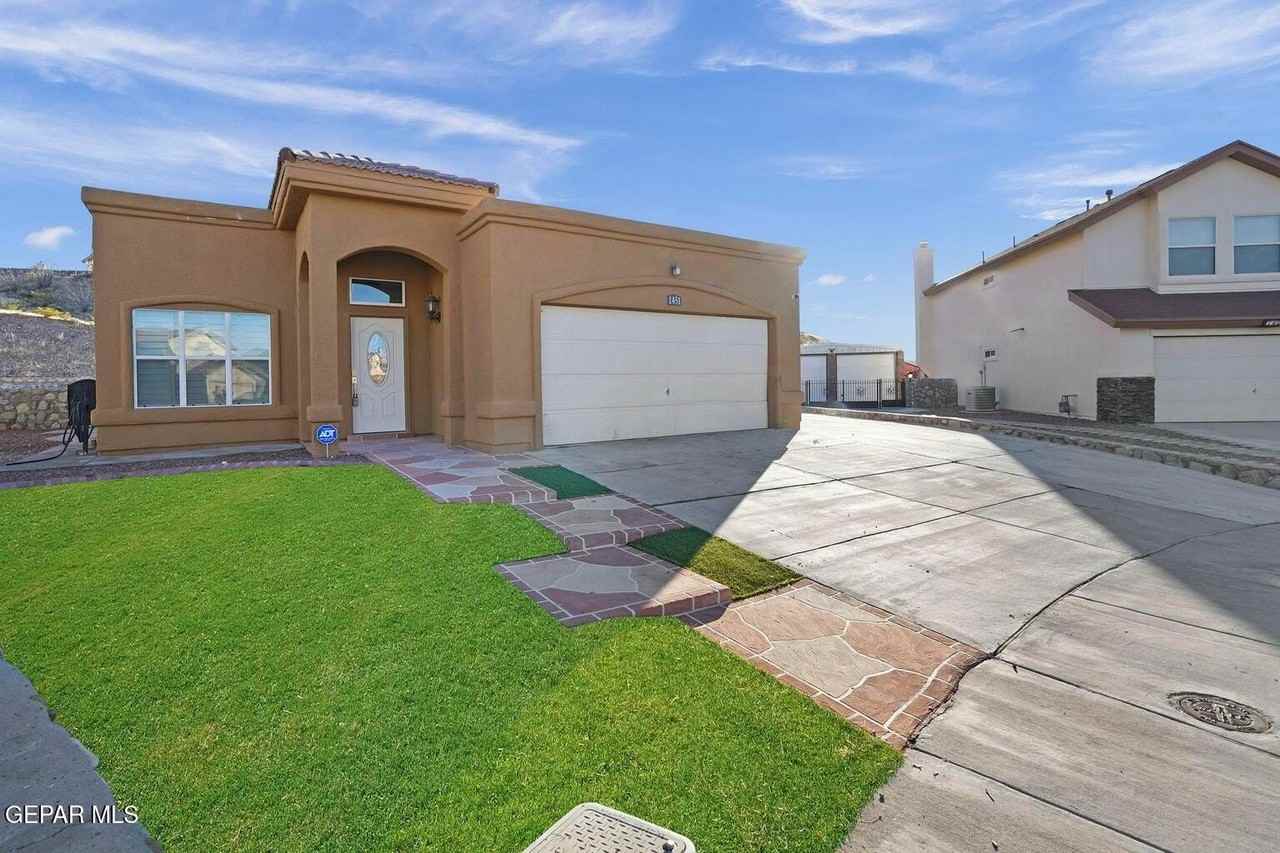 1451 Senda Del Sol - Photo 3 of 29