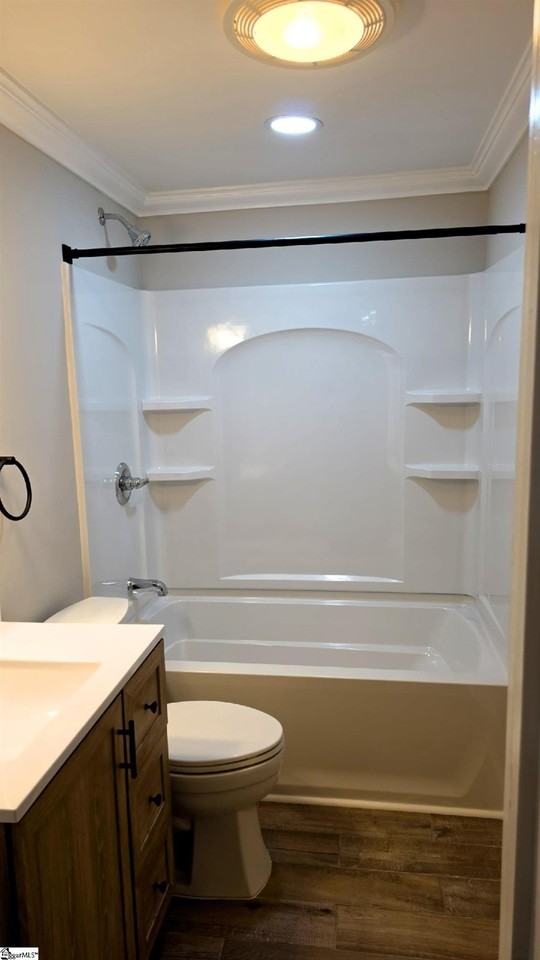 713 Garlington Rd - Photo 5 of 8