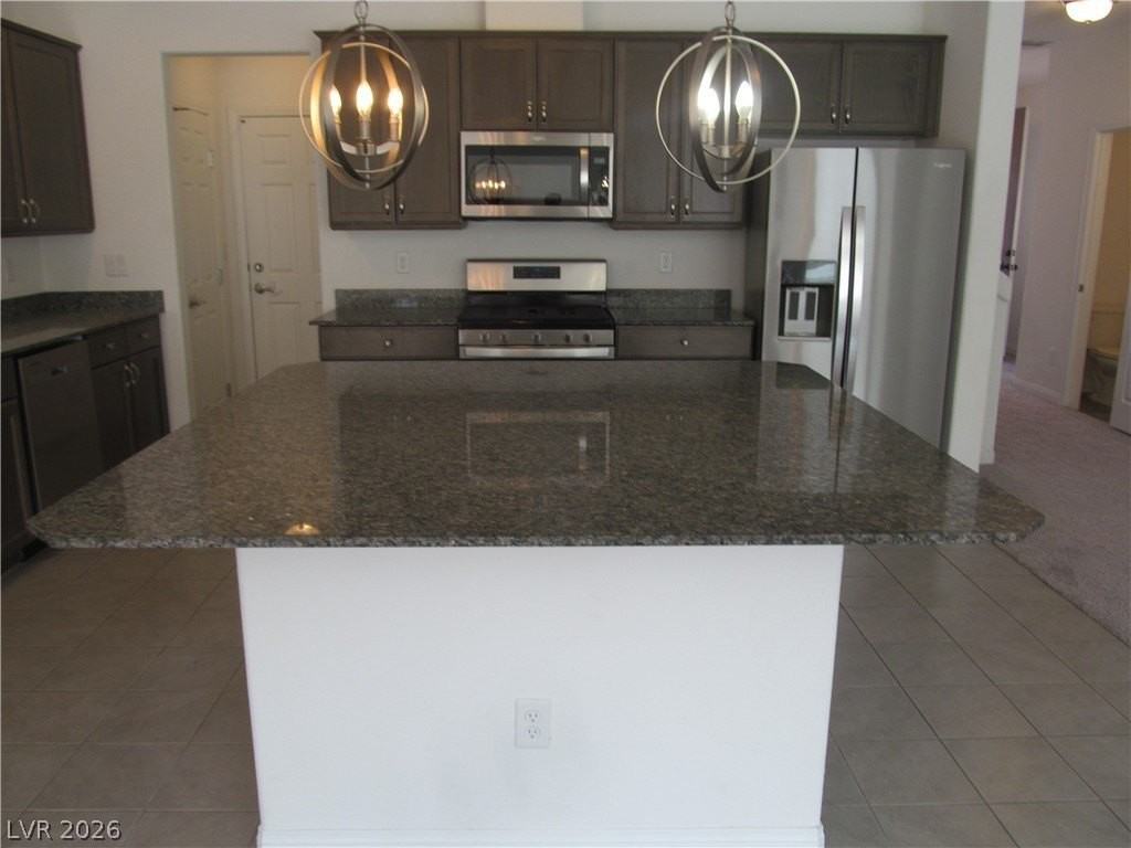 7841 Tyrell Peaks St - Photo 6 of 33