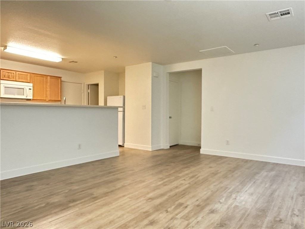 3192 Mist Effect Ave - Photo 4 of 23