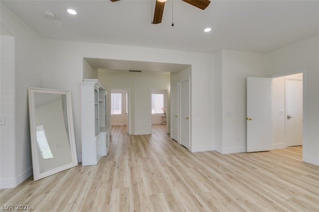 10959 Pumpkin Ridge Ave - Photo 3 of 46