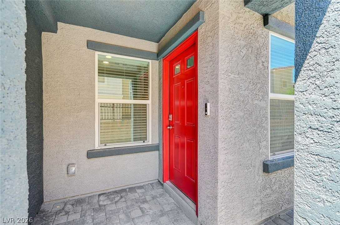 6928 Honor Hill St - Photo 7 of 50