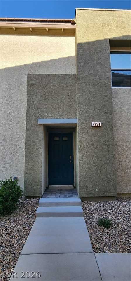 7953 Whisper Words Ave - Photo 3 of 35