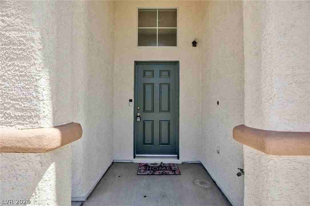 2598 Highland Cliff Dr - Photo 4 of 38