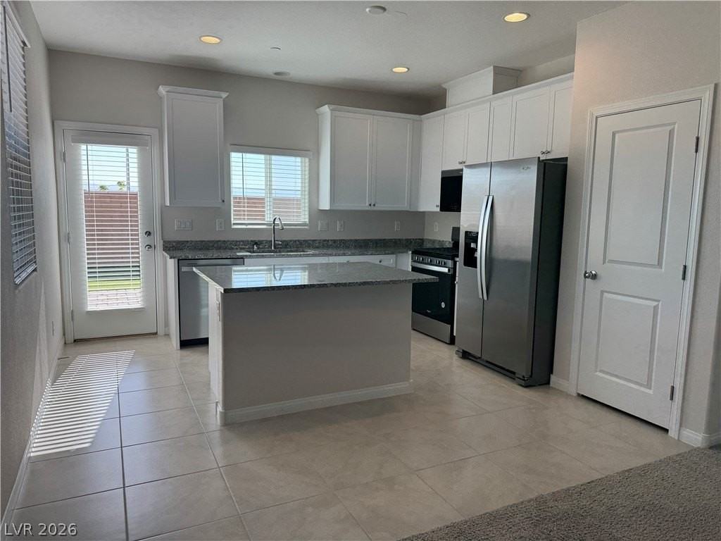 579 Quiet Serenade Ct - Photo 2 of 16