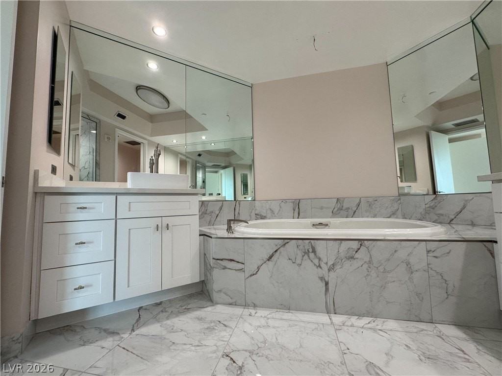 2777 Paradise Rd #3605 - Photo 5 of 26