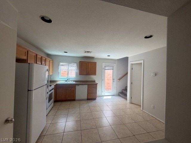 6037 Aripeka St - Photo 3 of 7