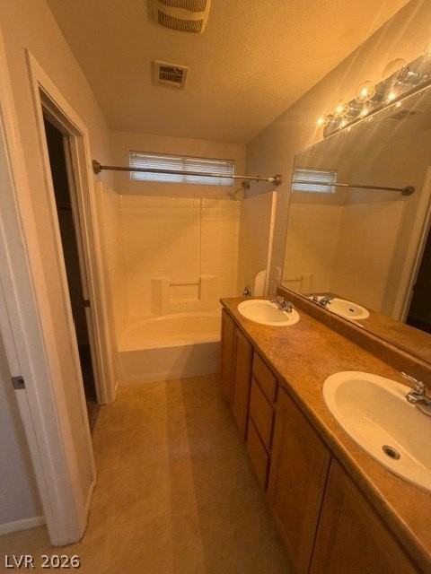 6037 Aripeka St - Photo 5 of 7