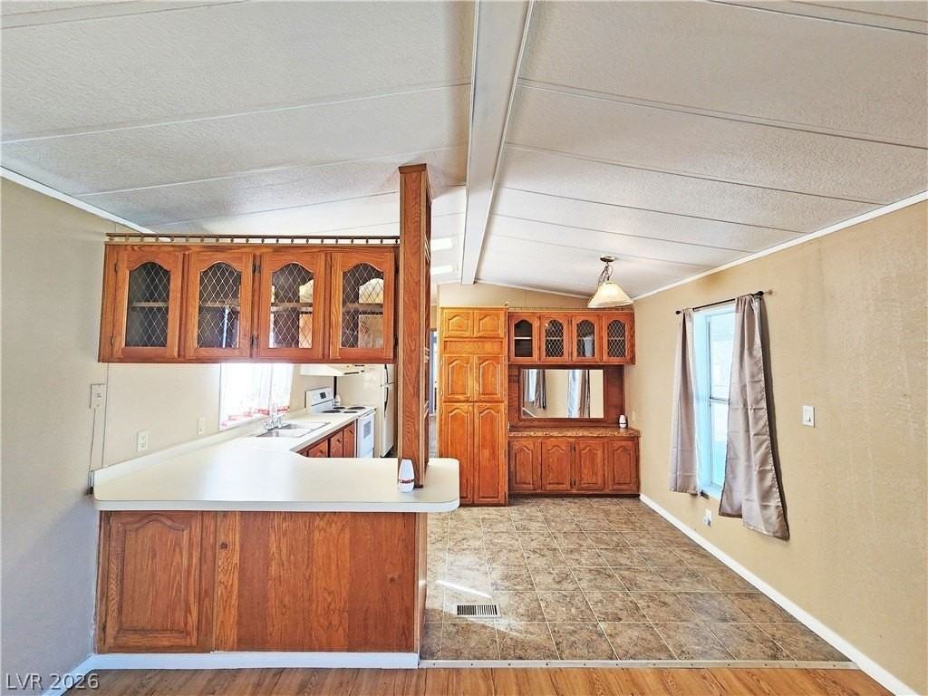 80 Stanley Dr - Photo 4 of 19