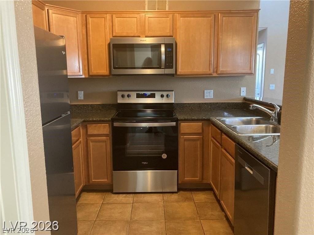 3145 E Flamingo Rd #2100 - Photo 5 of 34