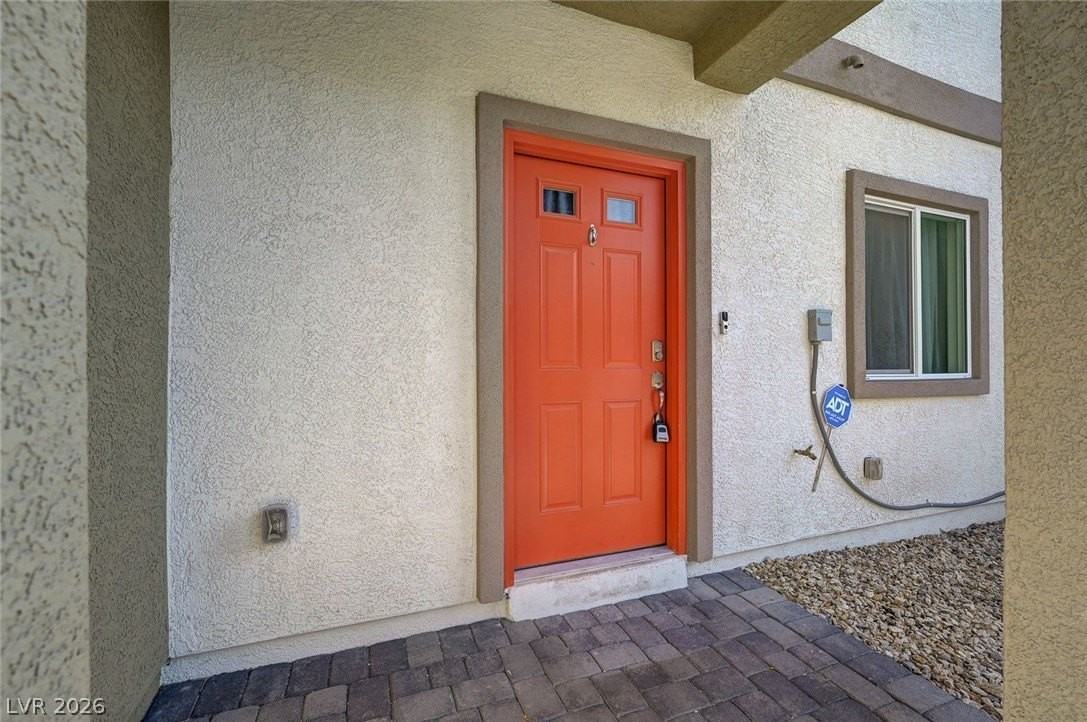 4153 Lunar Canyon Ave - Photo 3 of 39