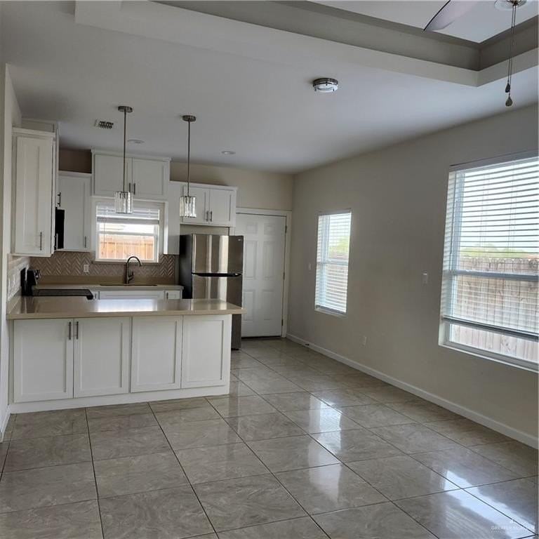 918 N Clarence Ave #2 - Photo 3 of 10
