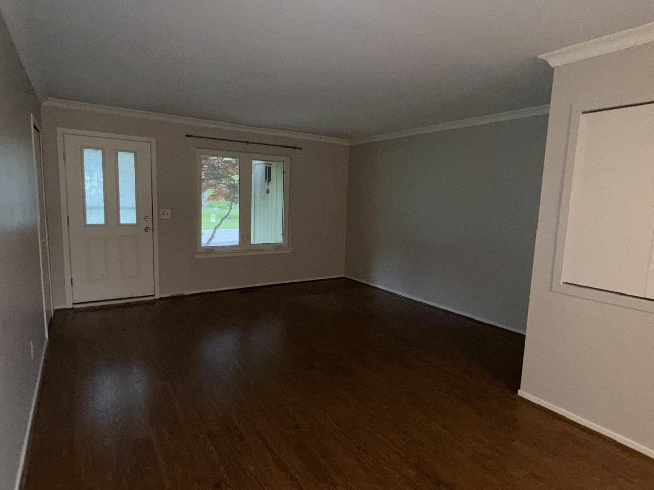 741 Woods Ct - Photo 3 of 30