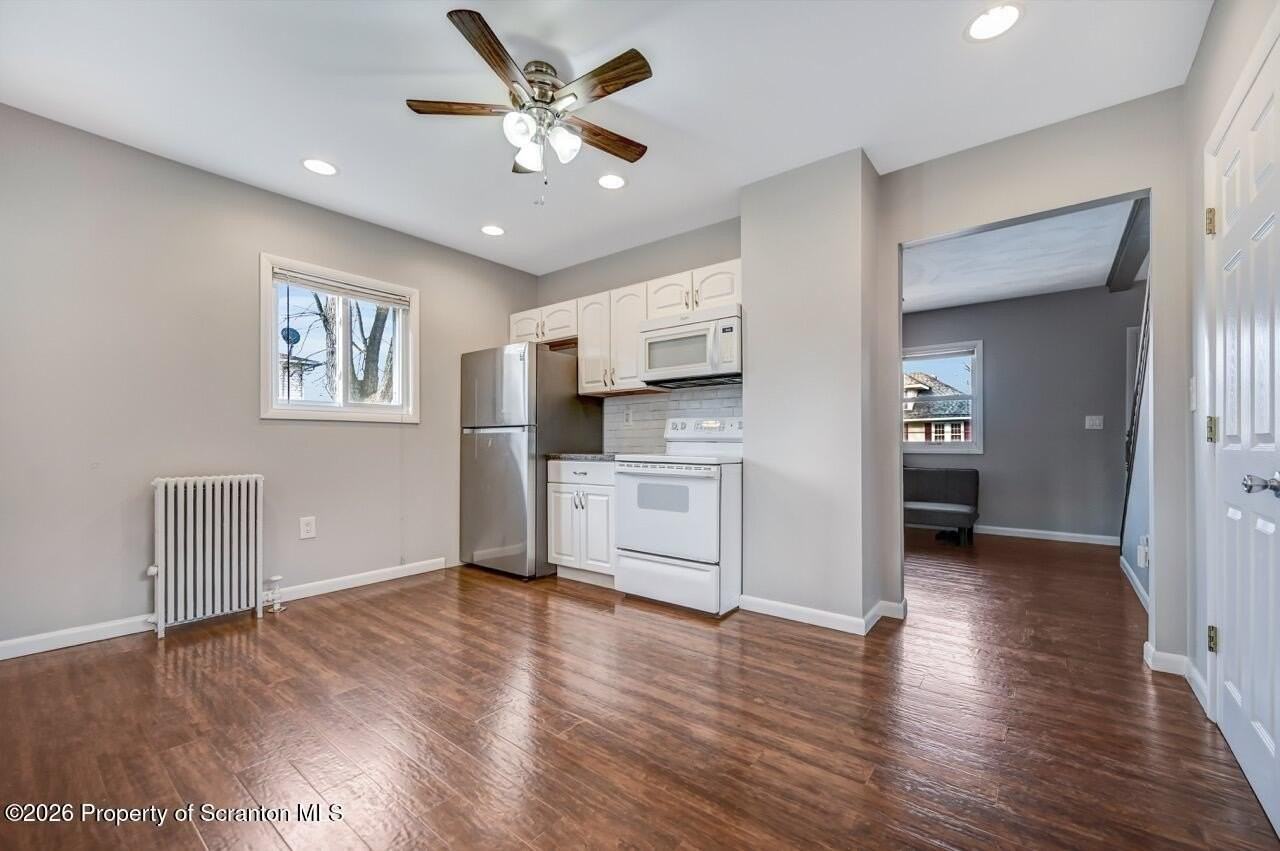 2725 Cedar Ave - Photo 2 of 38