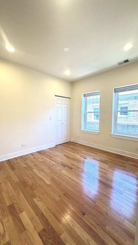 1145 W Lunt Ave #1155-3 - Photo 5 of 7