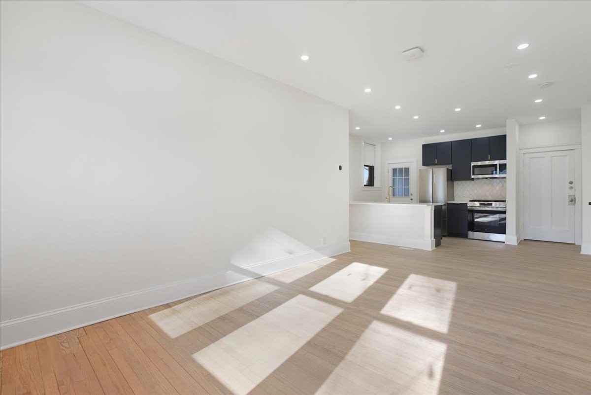 4636 N Hamilton Ave #36-2 - Photo 3 of 12